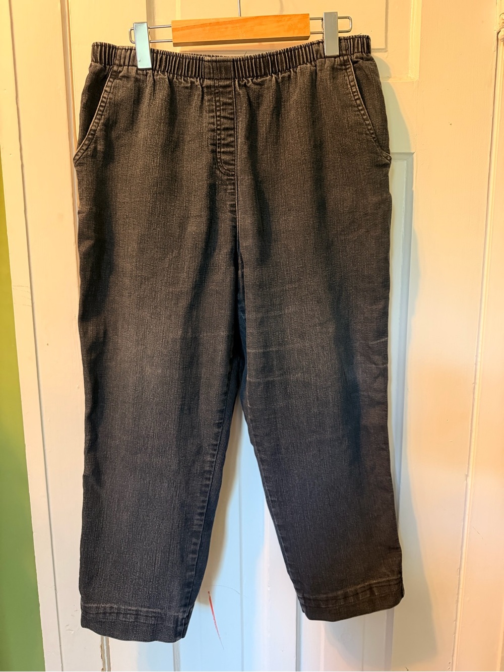 Alia Black Elastic-Waist Chinos